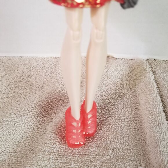 Ever After High First Chapter Apple White Doll Ballerina Outfit Shoes Lot of 2 - Picture 7 of 16